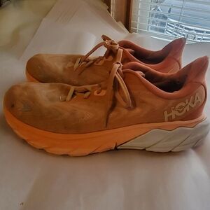 Hoka One One Coral Running Sz 10b. Used